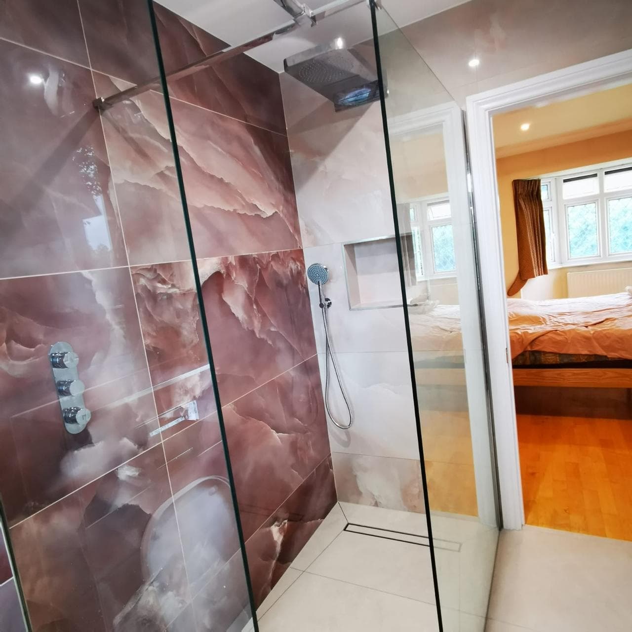 Bathroom Renovation in Dubai by H.E.M