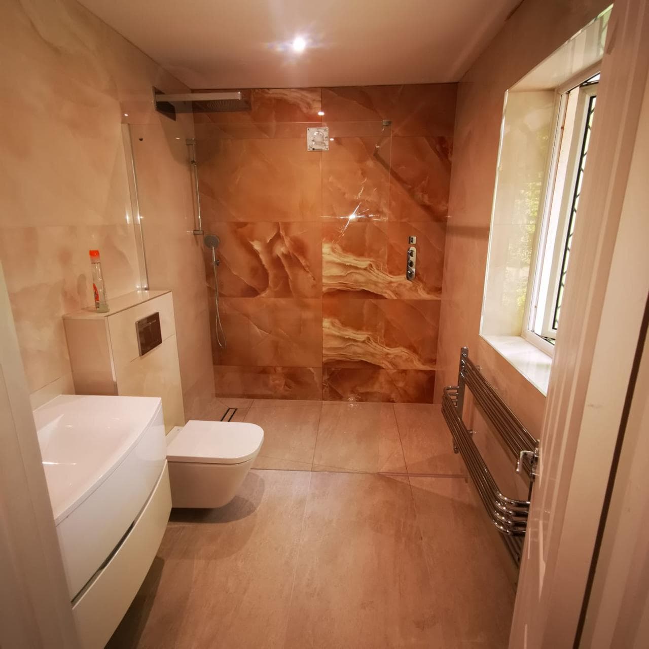Bathroom Renovation in Dubai by H.E.M