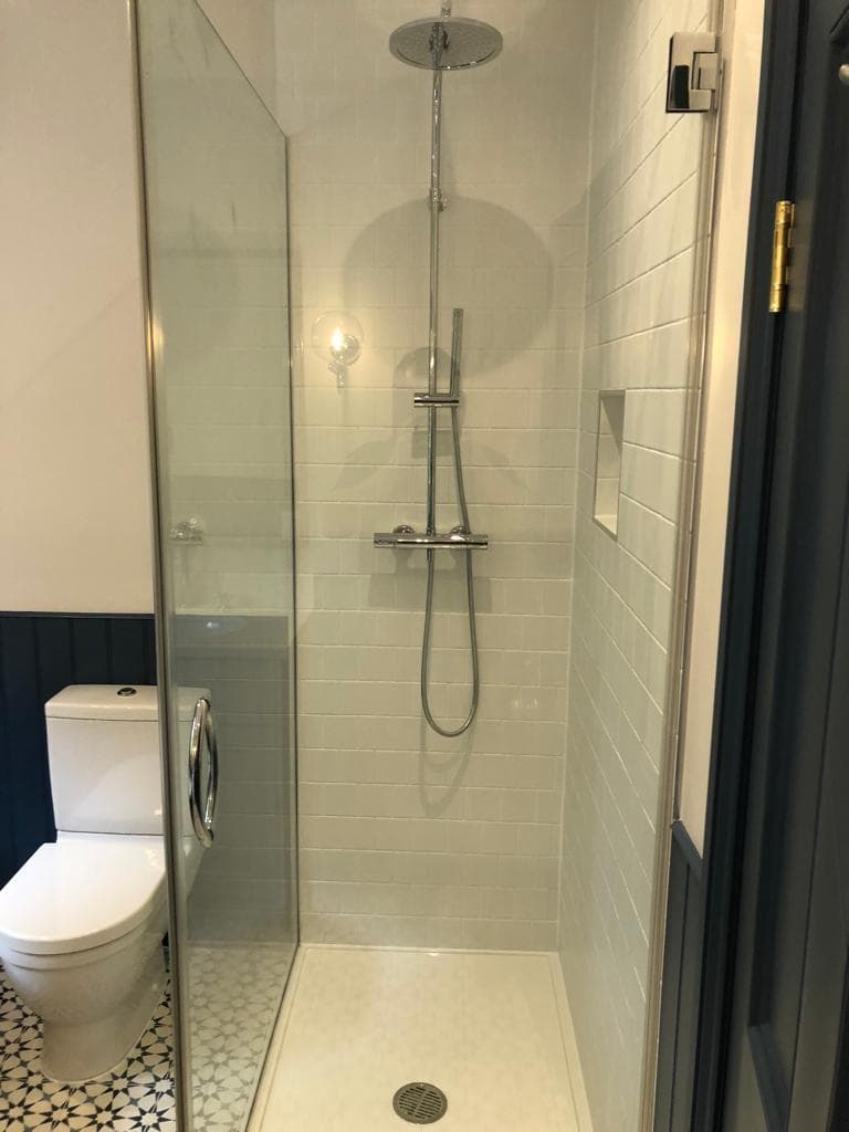 Bathroom Renovation in Dubai by H.E.M