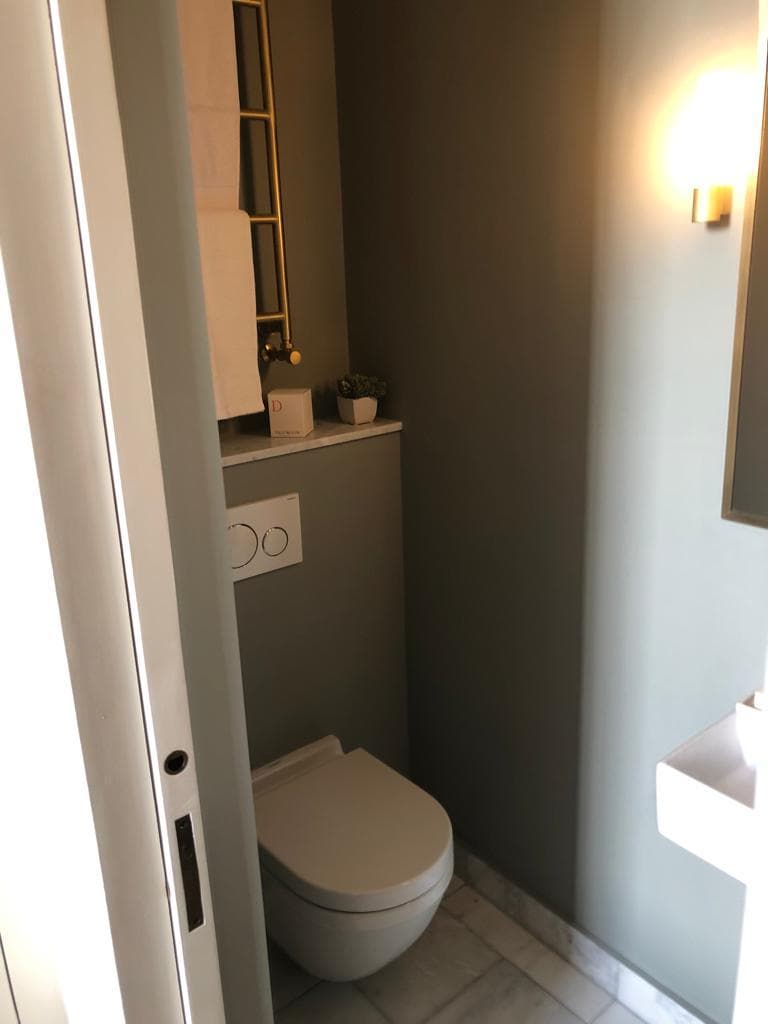 Bathroom Renovation in Dubai by H.E.M