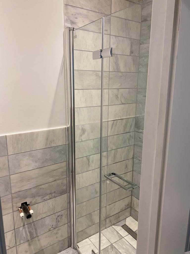 Bathroom Renovation in Dubai by H.E.M