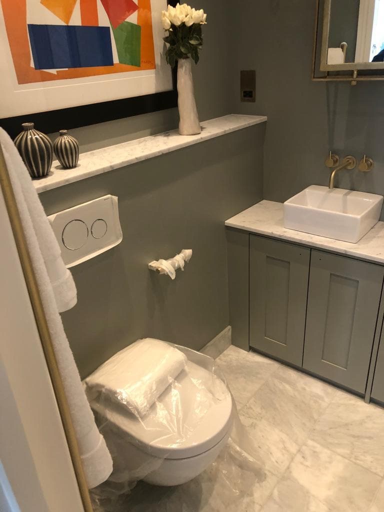 Bathroom Renovation in Dubai by H.E.M